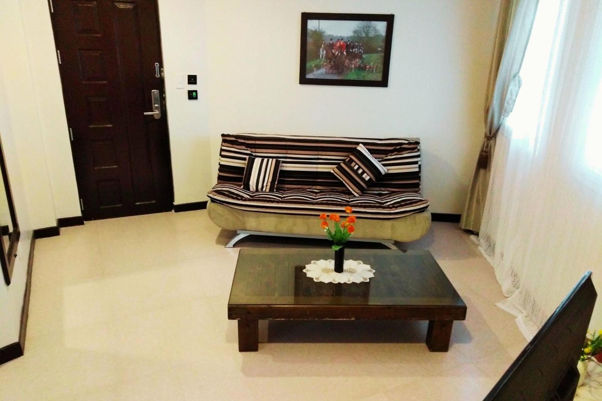 Venezia Suites Hotel Iloilo Habitación foto