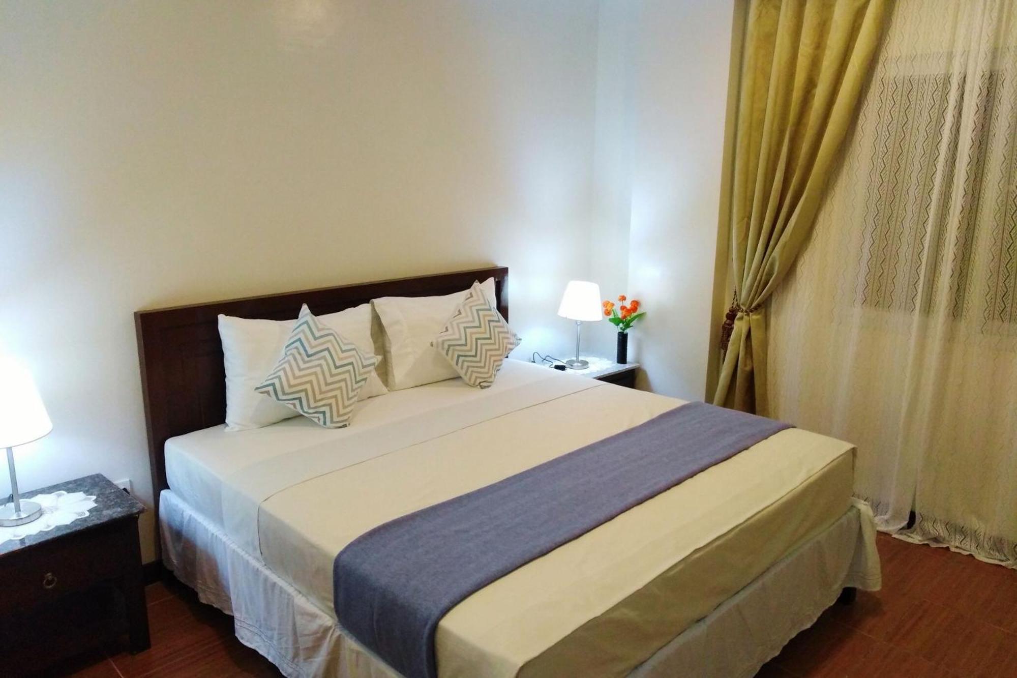 Venezia Suites Hotel Iloilo Habitación foto