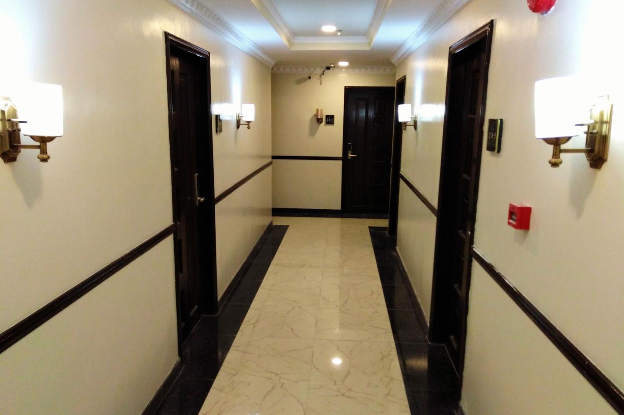 Venezia Suites Hotel Iloilo Exterior foto